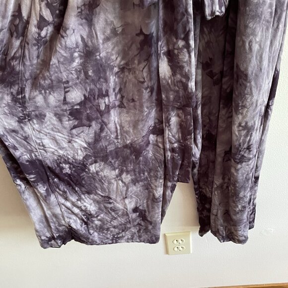 Torrid Sz 1X Soft Purple Tie Dye Belted Cropped Super Soft Culotte Jumpsuit NWT - Picture 6 of 16